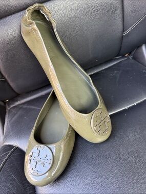 Tory Burch Olive Green Patent-Tip Ballet Flats with Logo Medallion